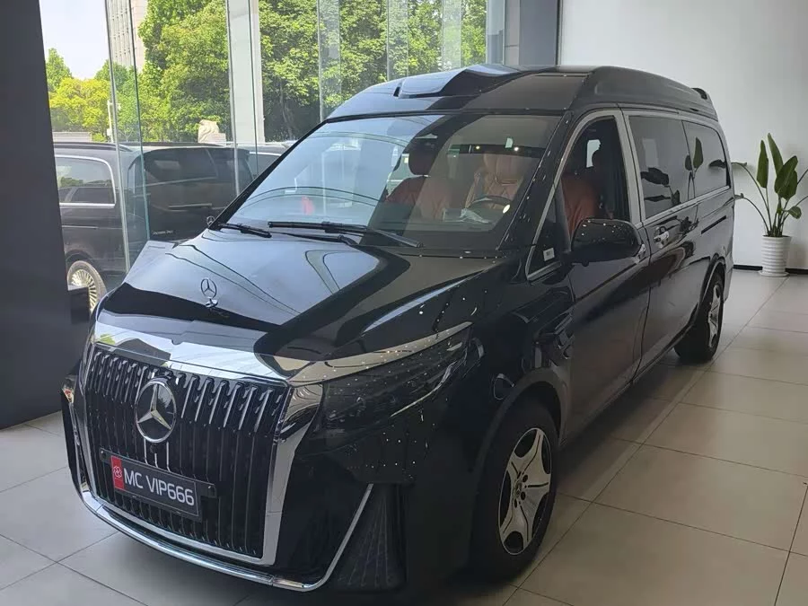 Mercedes Benz Vito