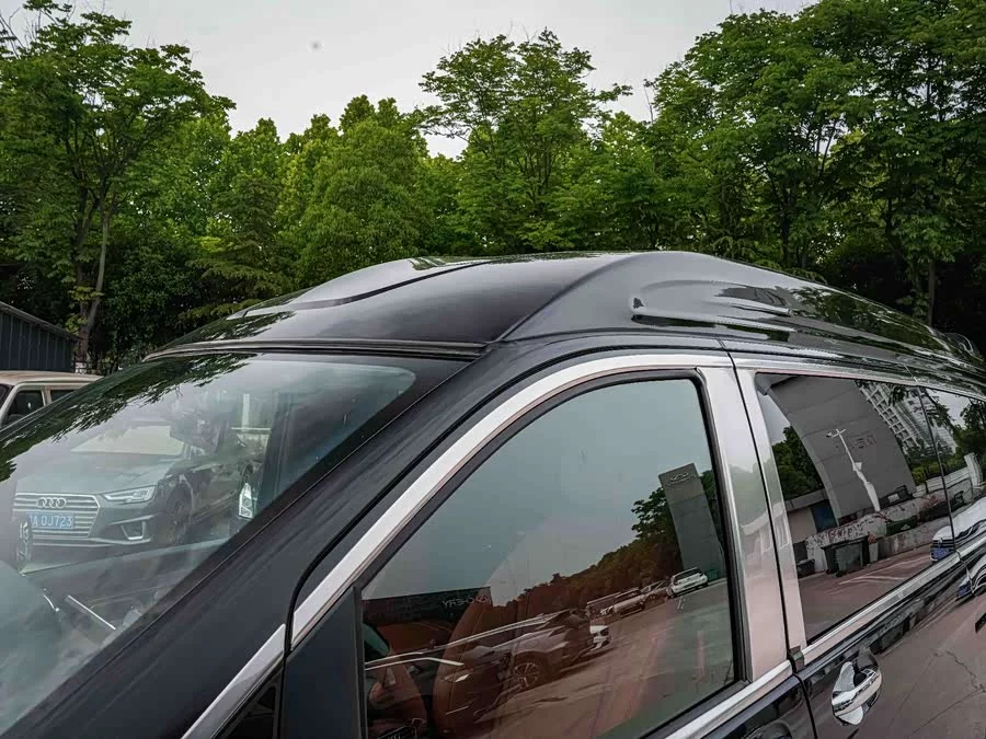 Mercedes Benz Vito