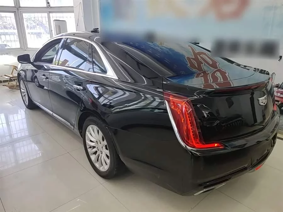 Cadillac XTS