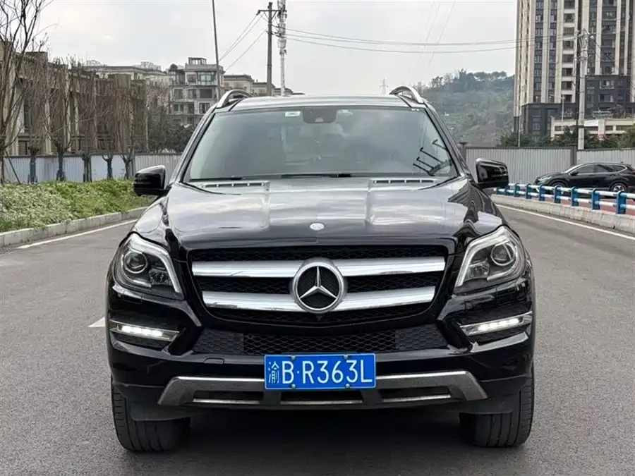 Mercedes Benz GL-Class