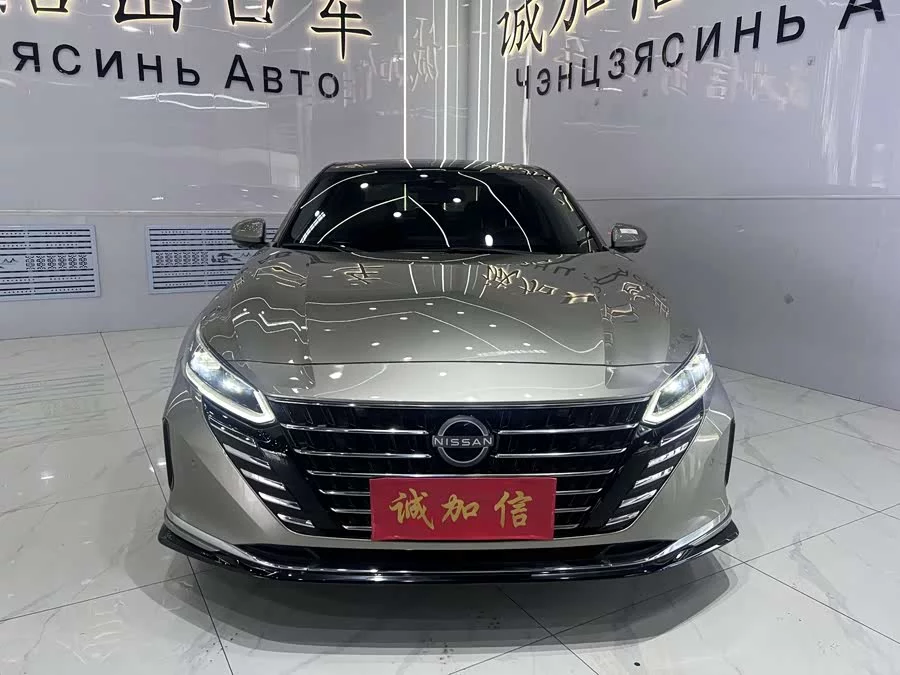 Nissan Teana
