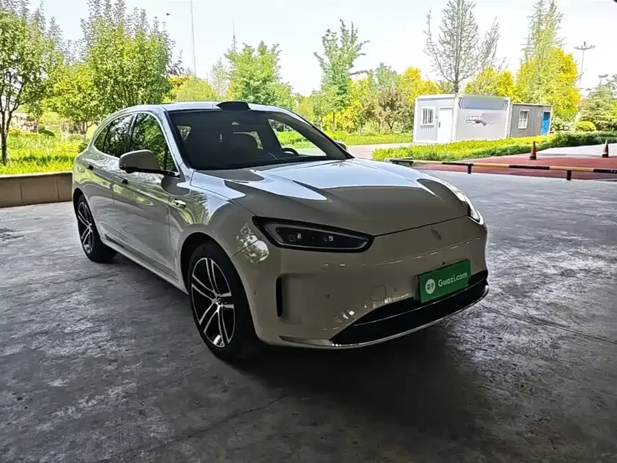 AITO Wenjie M5
