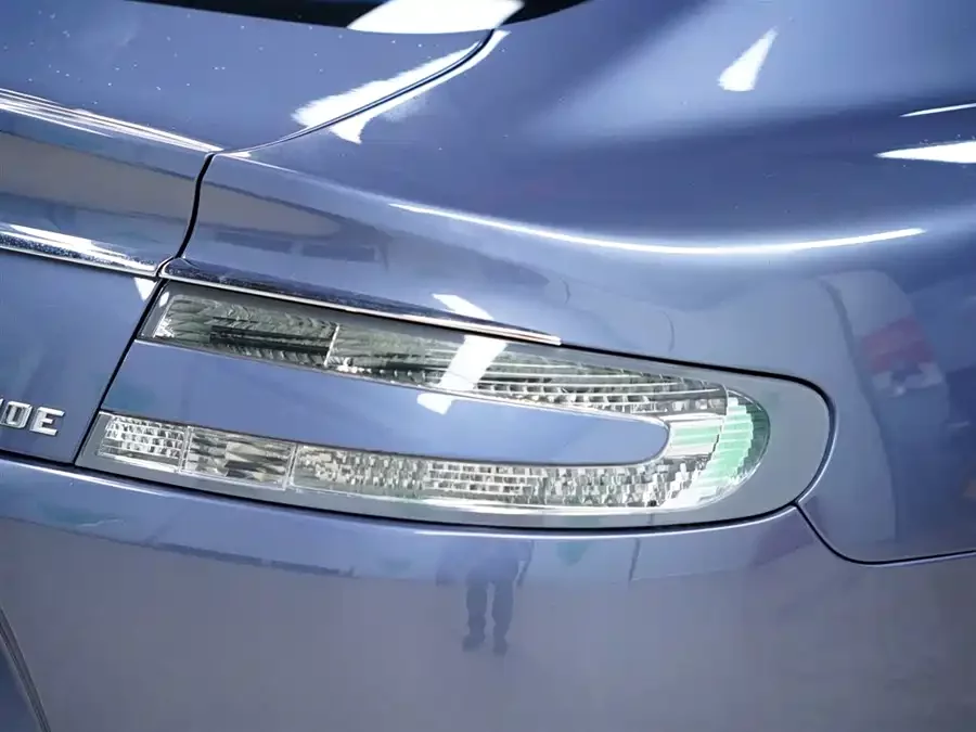 Aston Martin Rapide