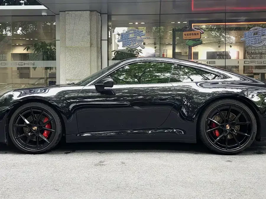 Porsche 911