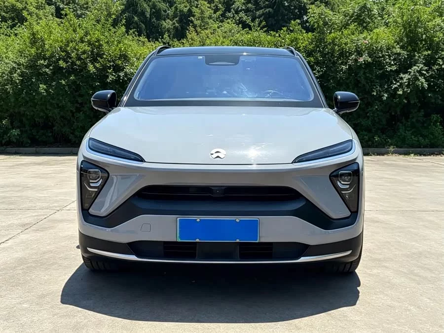 NIO ES6