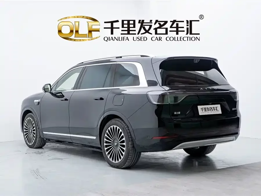 AITO Wenjie M9