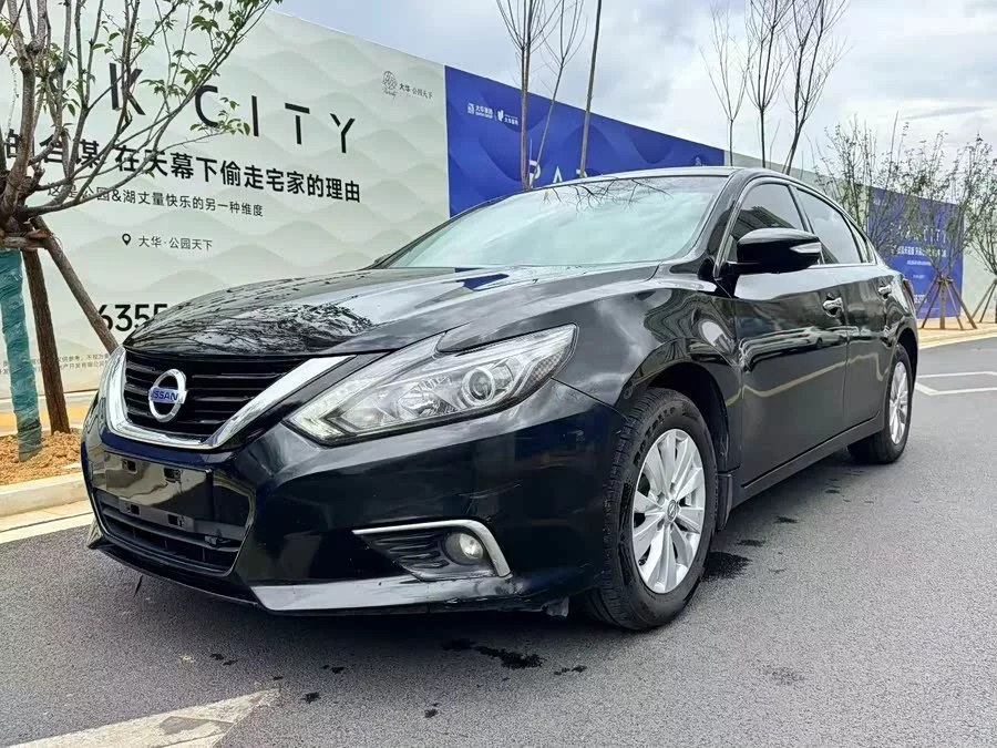 Nissan Teana