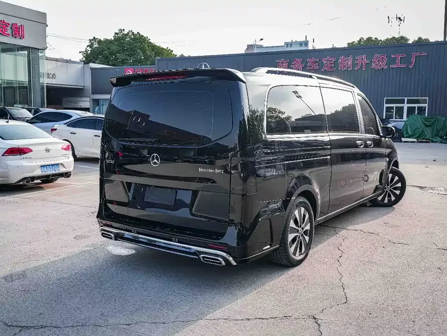 Mercedes Benz Vito