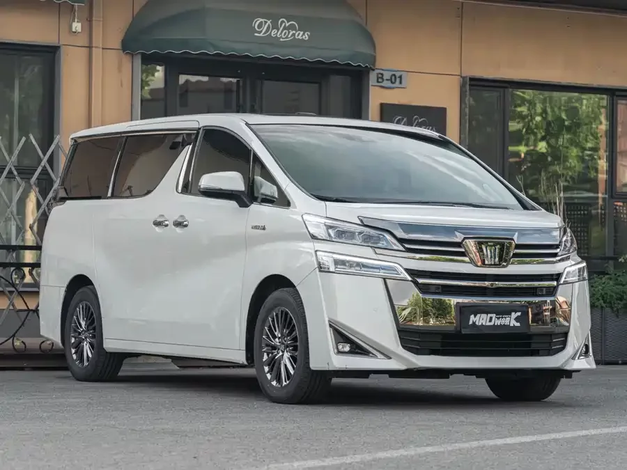 Toyota Crown Vellfire