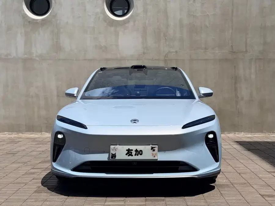 NIO ET5T