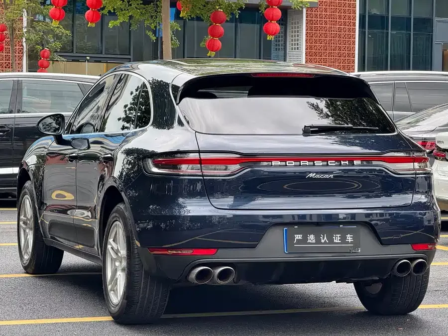 Porsche Macan