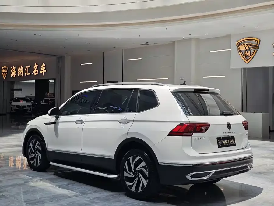 Volkswagen Tiguan L