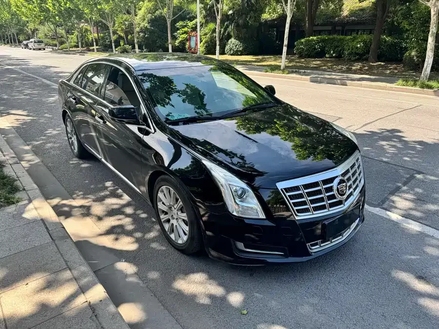 Cadillac XTS