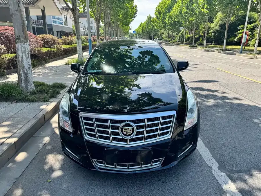 Cadillac XTS