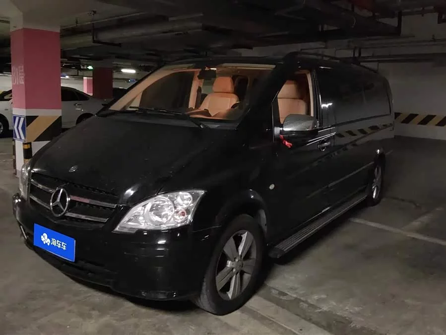 Mercedes Benz Vito