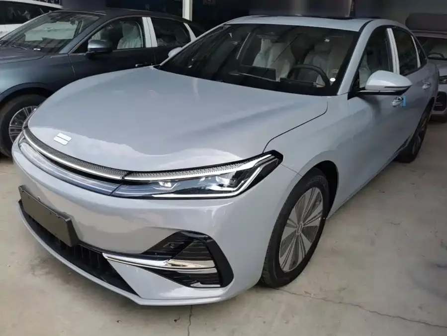 Geely Galaxy A7 EM