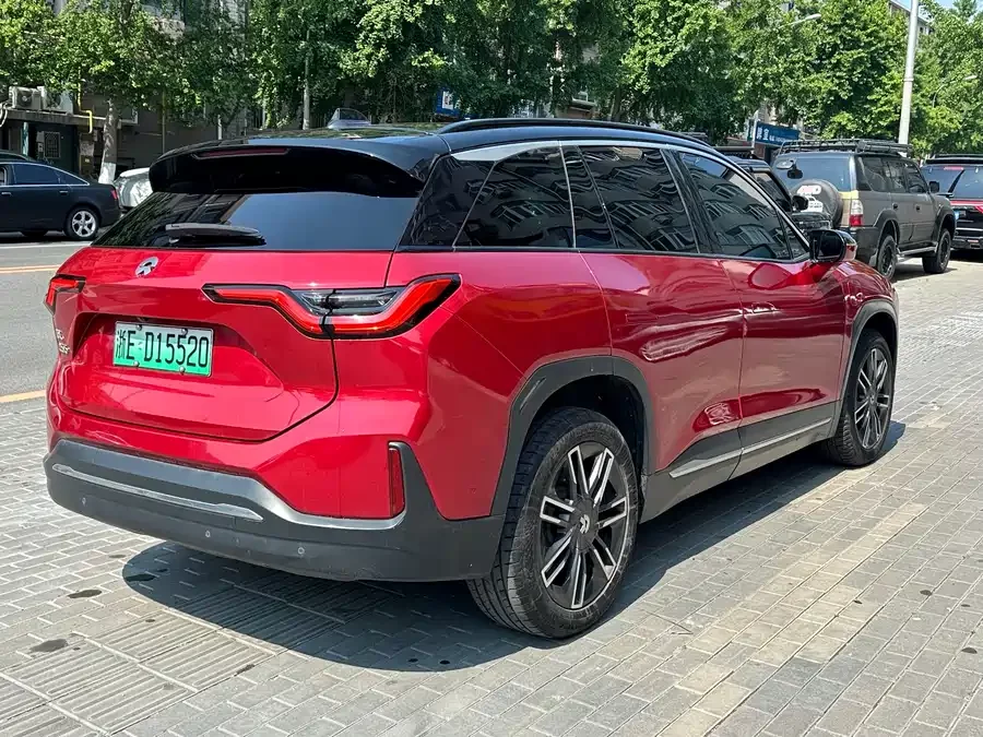 NIO ES6
