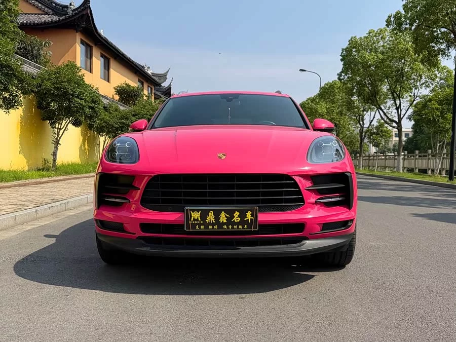 Porsche Macan