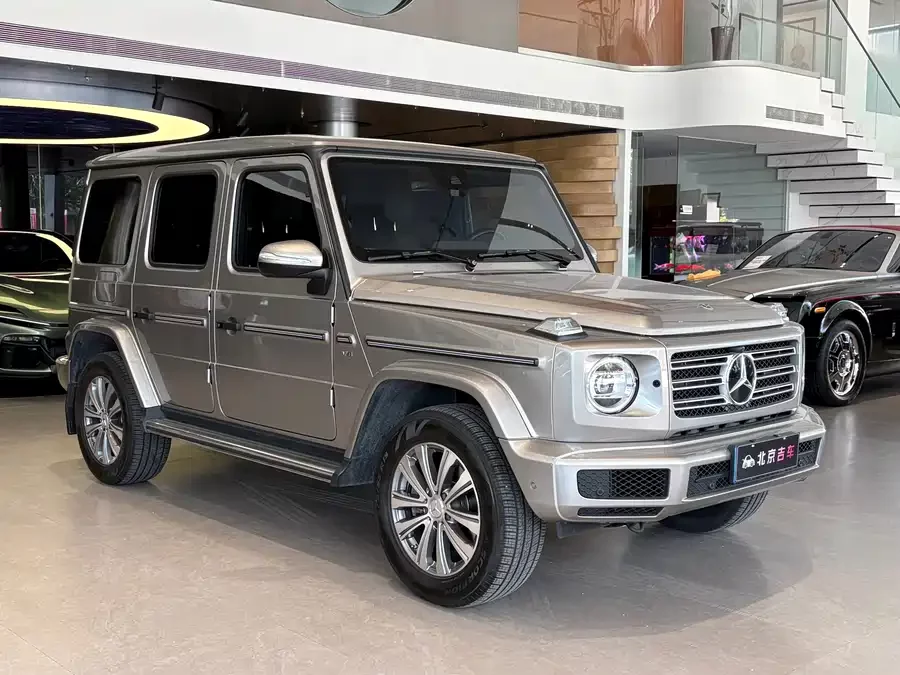Mercedes Benz G-rated