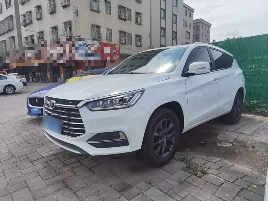 BYD Song