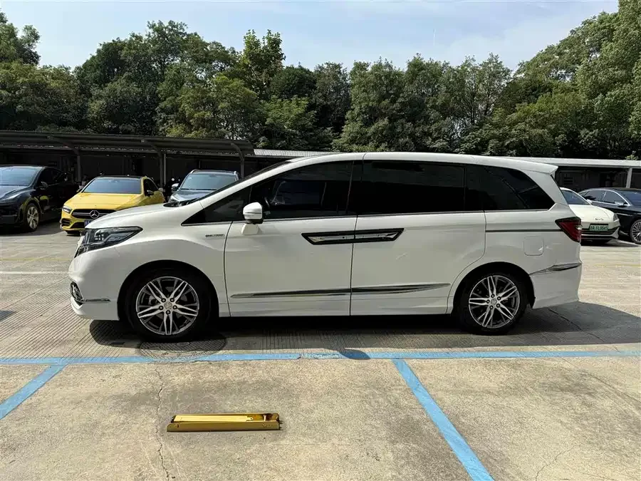 Honda Elysion