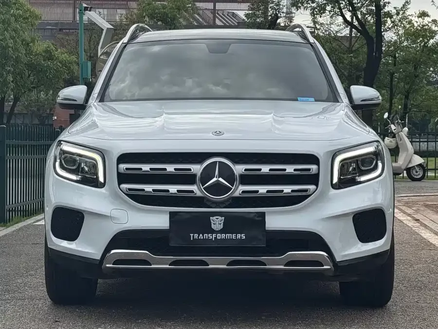 Mercedes Benz GLB