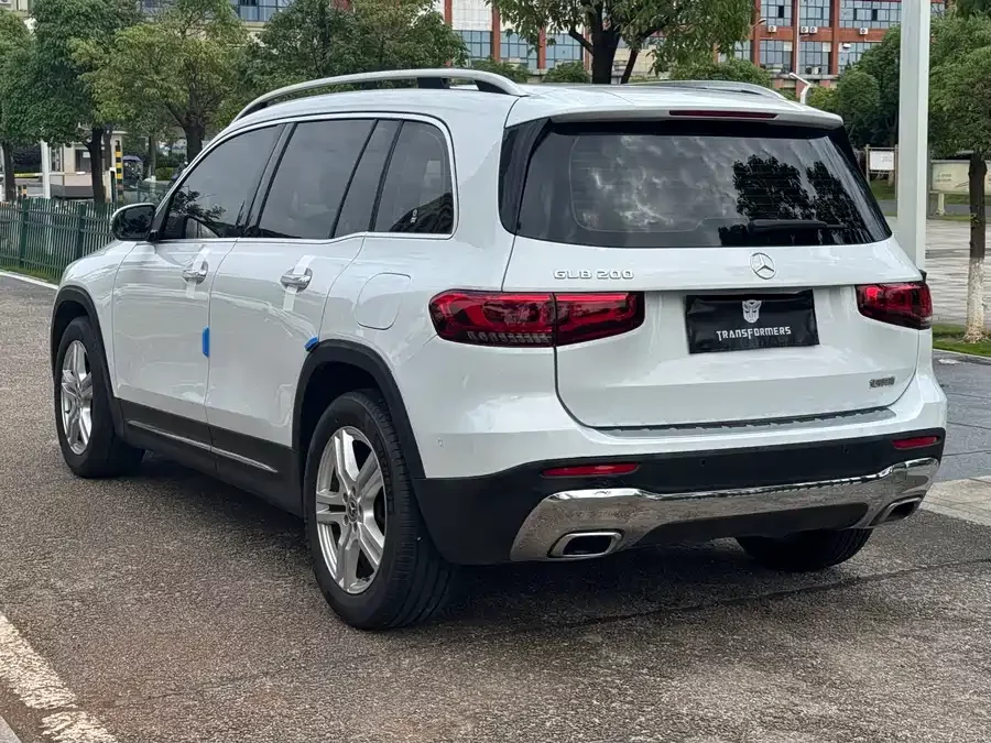 Mercedes Benz GLB