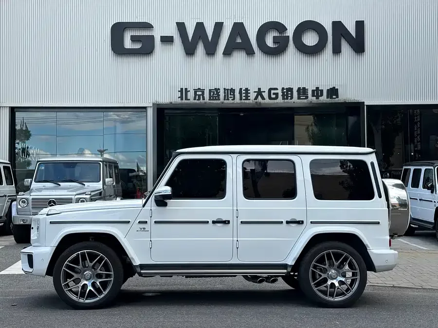 Mercedes Benz G-rated