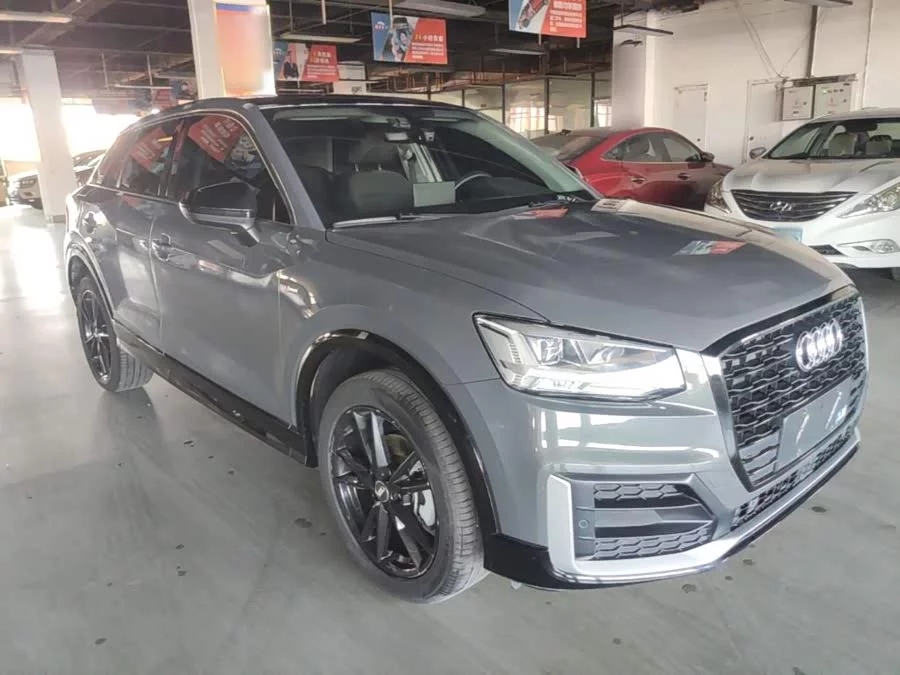 Audi Q2L