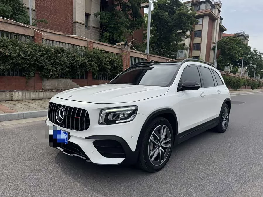 Mercedes Benz GLB AMG