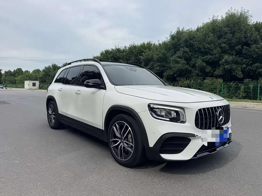 Mercedes Benz GLB AMG