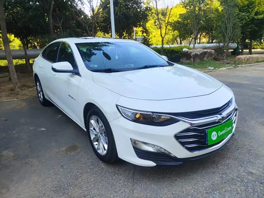 Chevrolet Malibu XL