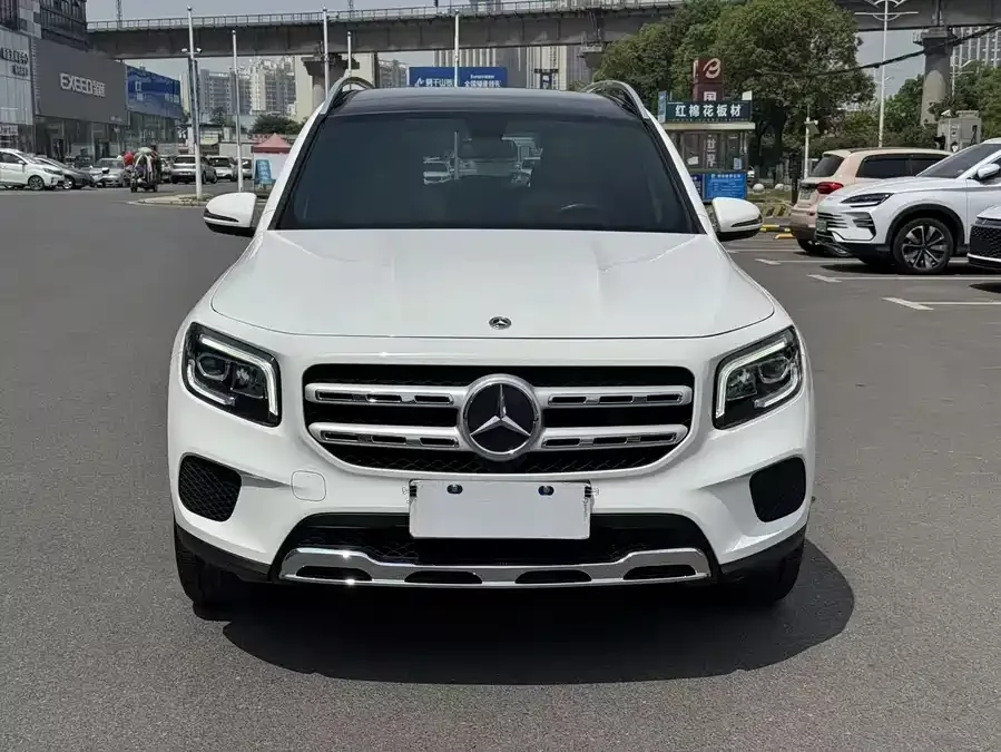 Mercedes Benz GLB