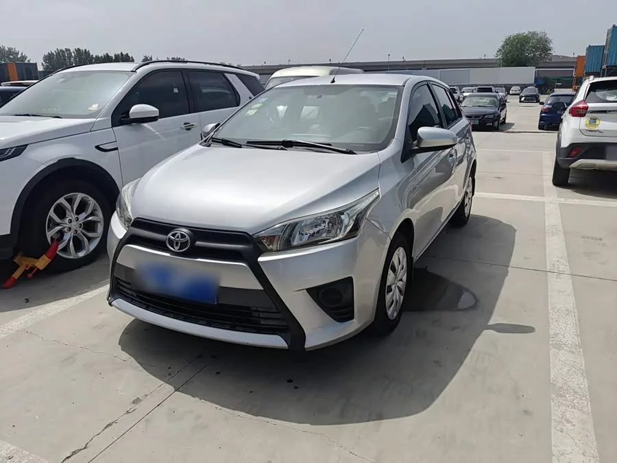 Toyota YARiS L
