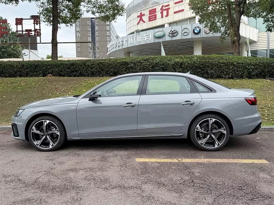 Audi A4L