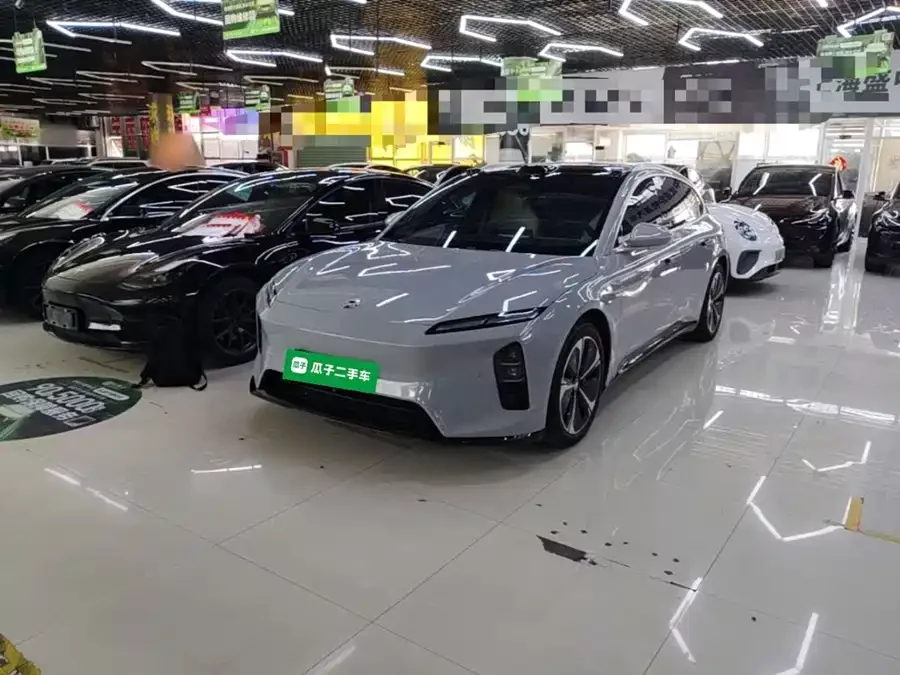 NIO ET5T