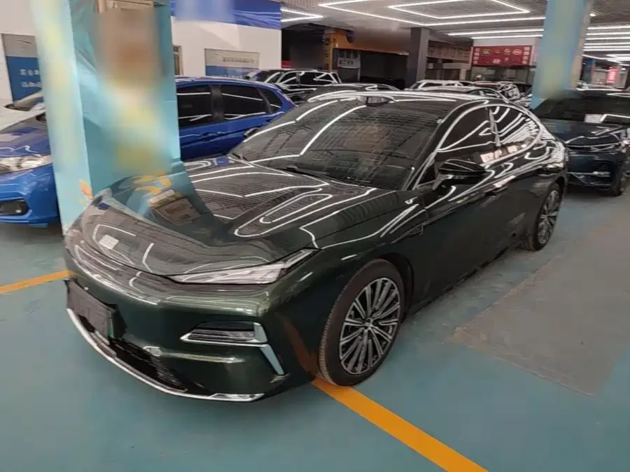 Geely Galaxy Star 8