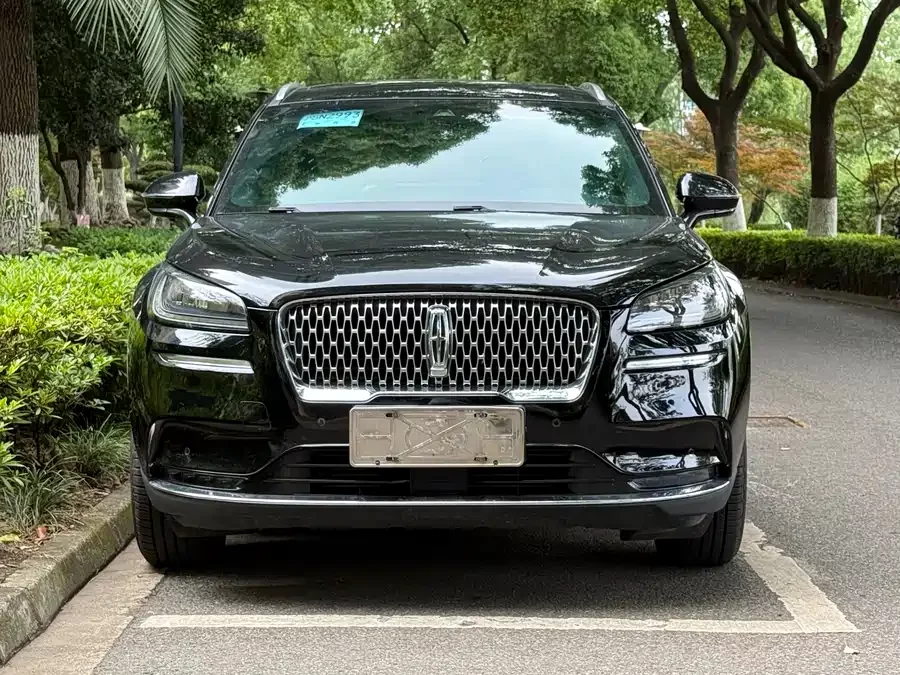 Lincoln Adventurer