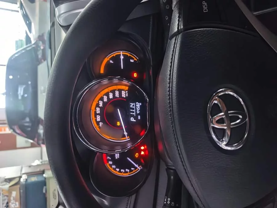 Toyota YARiS L