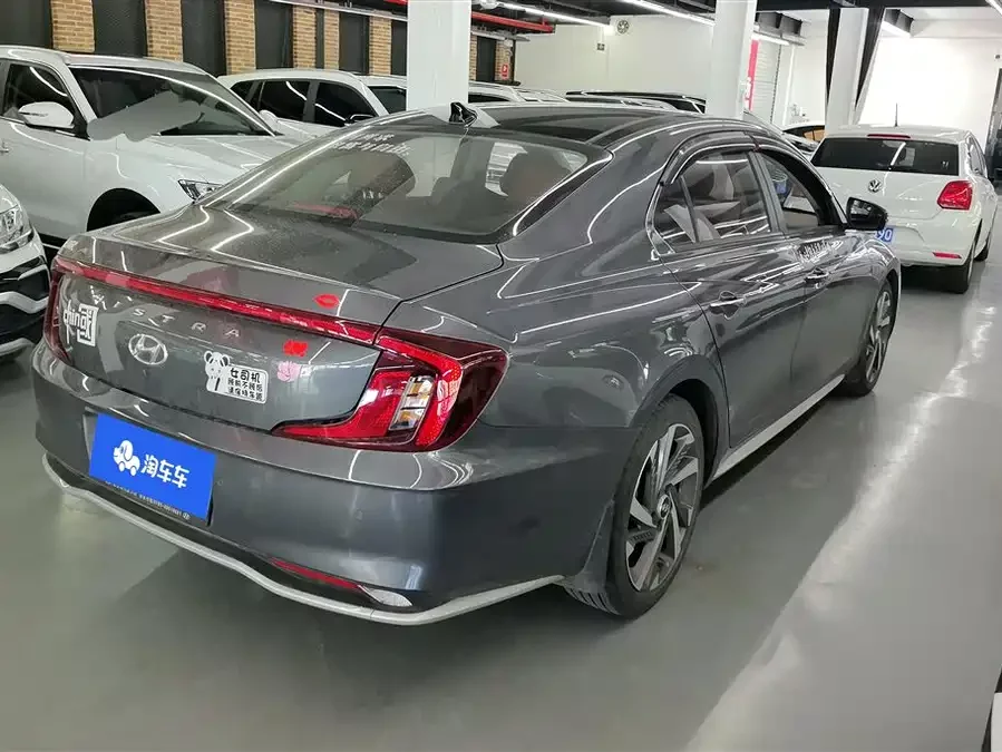 Hyundai Mistra