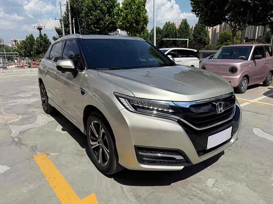 Honda UR-V