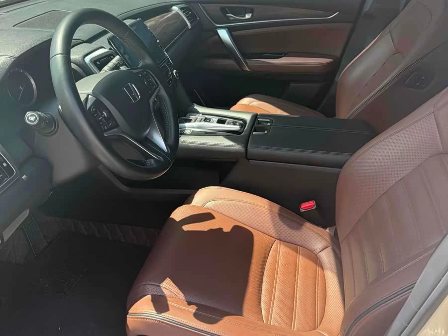 Honda UR-V