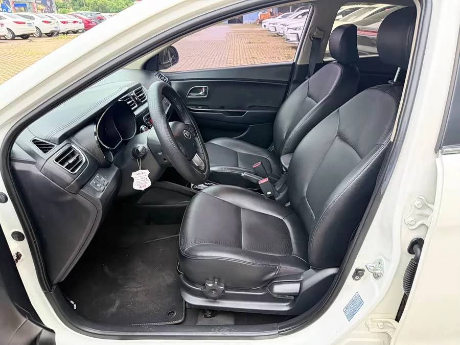 Kia K2