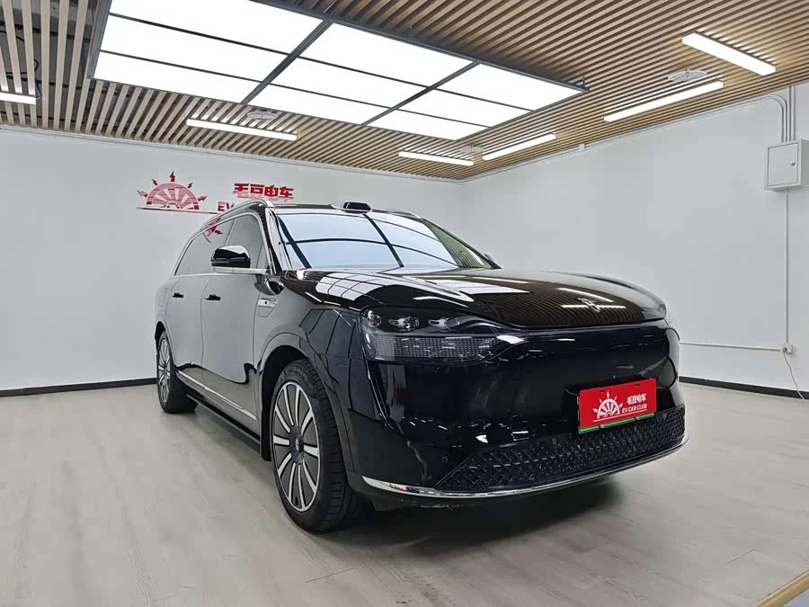 AITO Wenjie M9