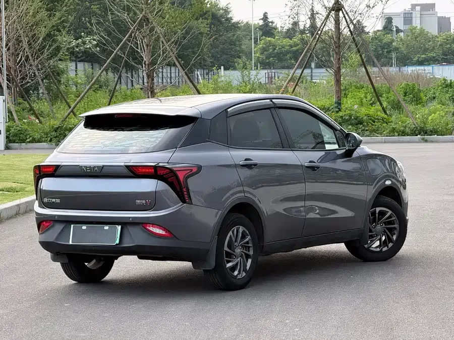 NETA Nezha V