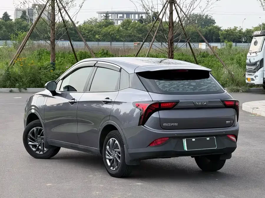 NETA Nezha V