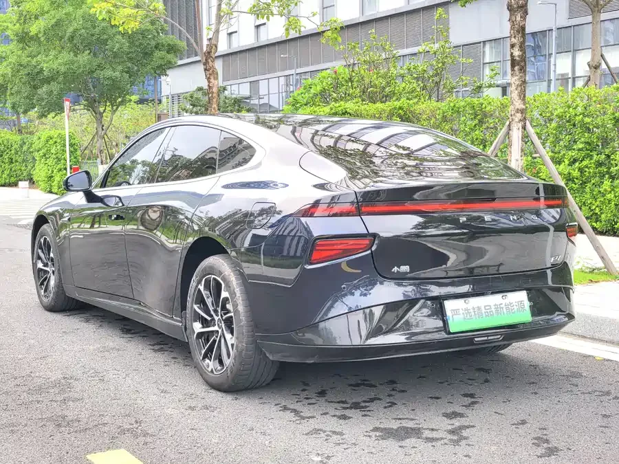Xpeng P7