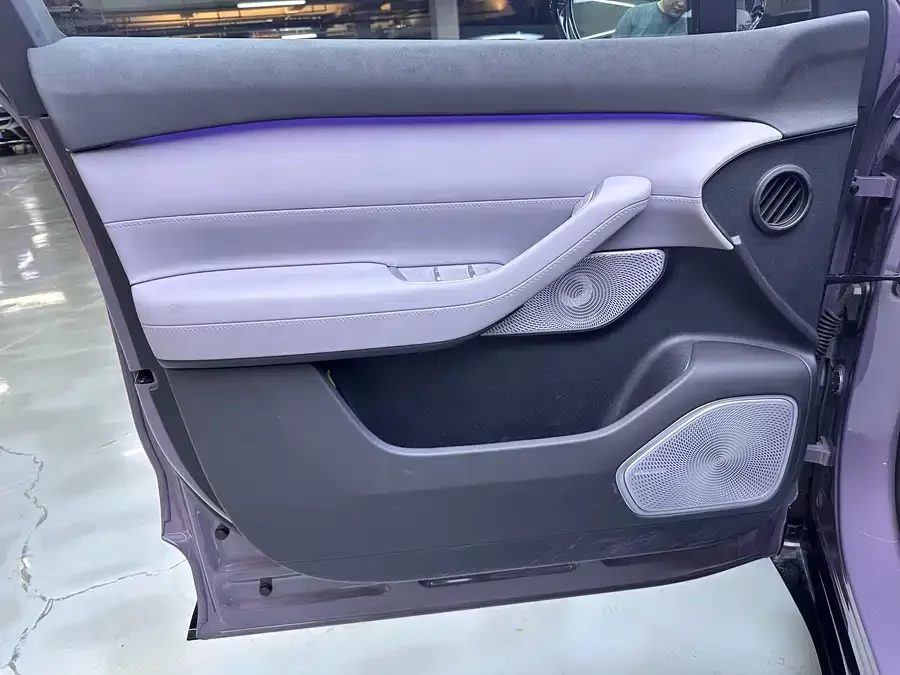 NIO EC6