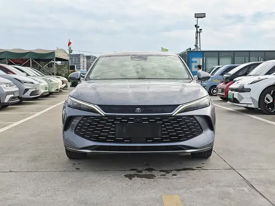 BYD Qin L