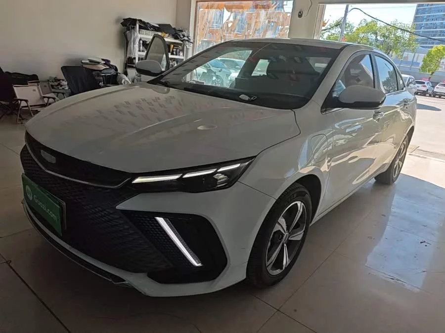 Geely Emgrand L HiP